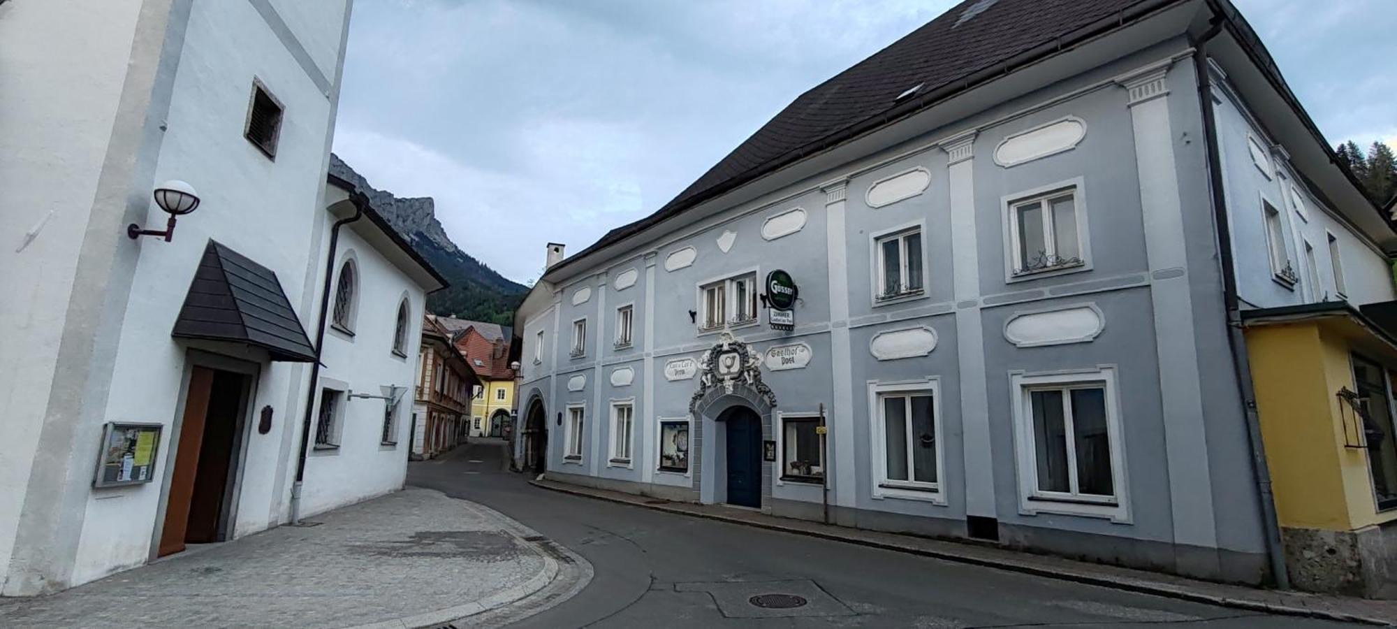 Gasthof Zur Post Eisenerz Exterior foto